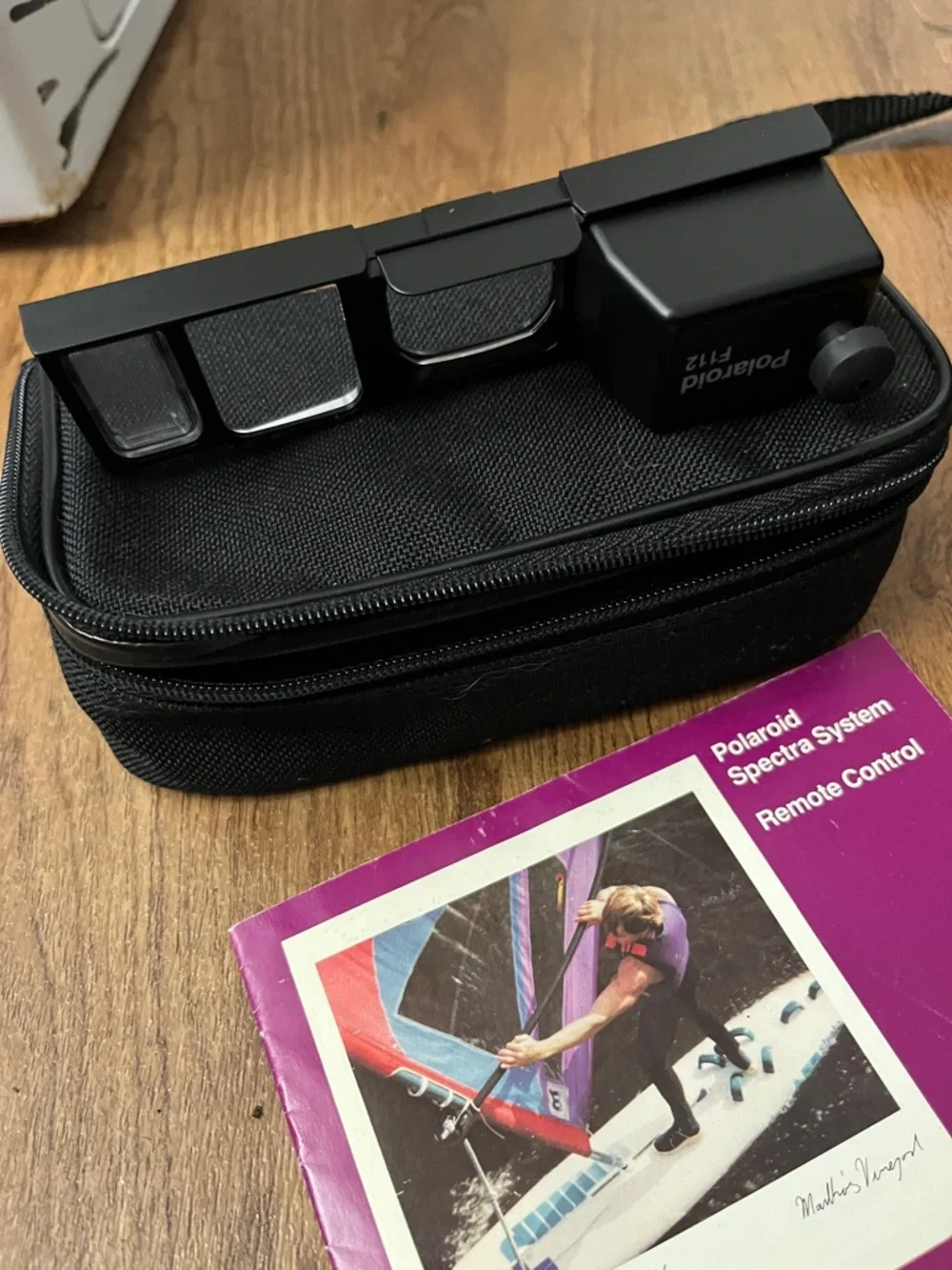 VINTAGE POLAROID SPECTRA SE INSTANT FILM CAMERA bundle - UNTESTED